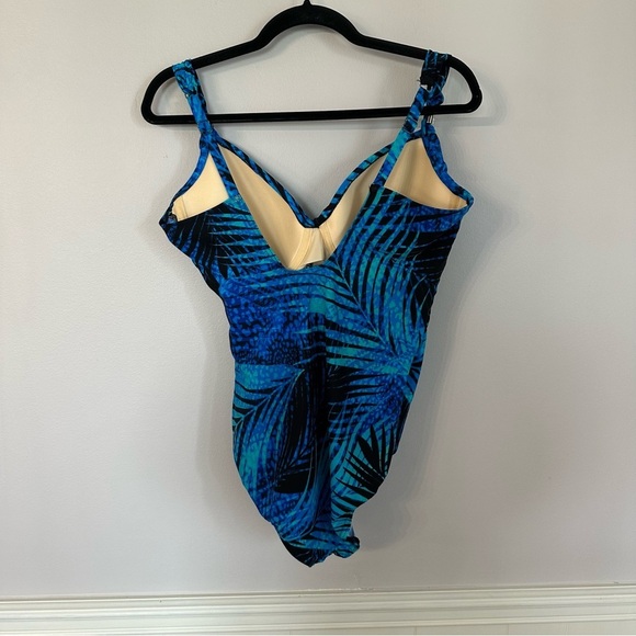 Miraclesuit Siren One Piece in Paka Mayan Women’s Blue/Black Swimsuit Sz 14 GUC - Picture 10 of 10